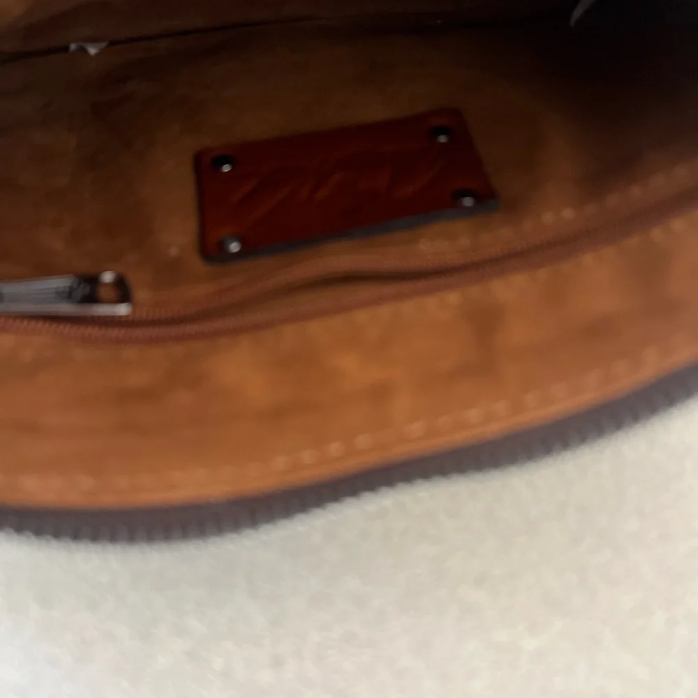 Patricia Nash Wristlet-*defects* - Picture 9 of 10
